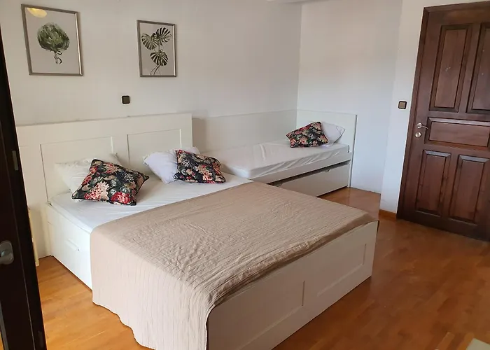 Sunrise Apartments