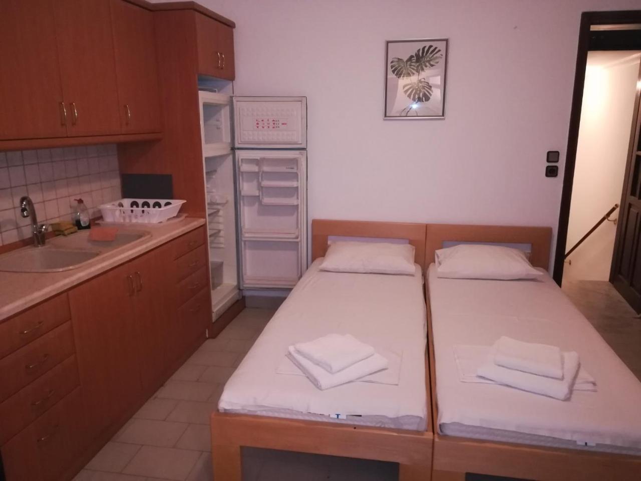 Sunrise Apartment *