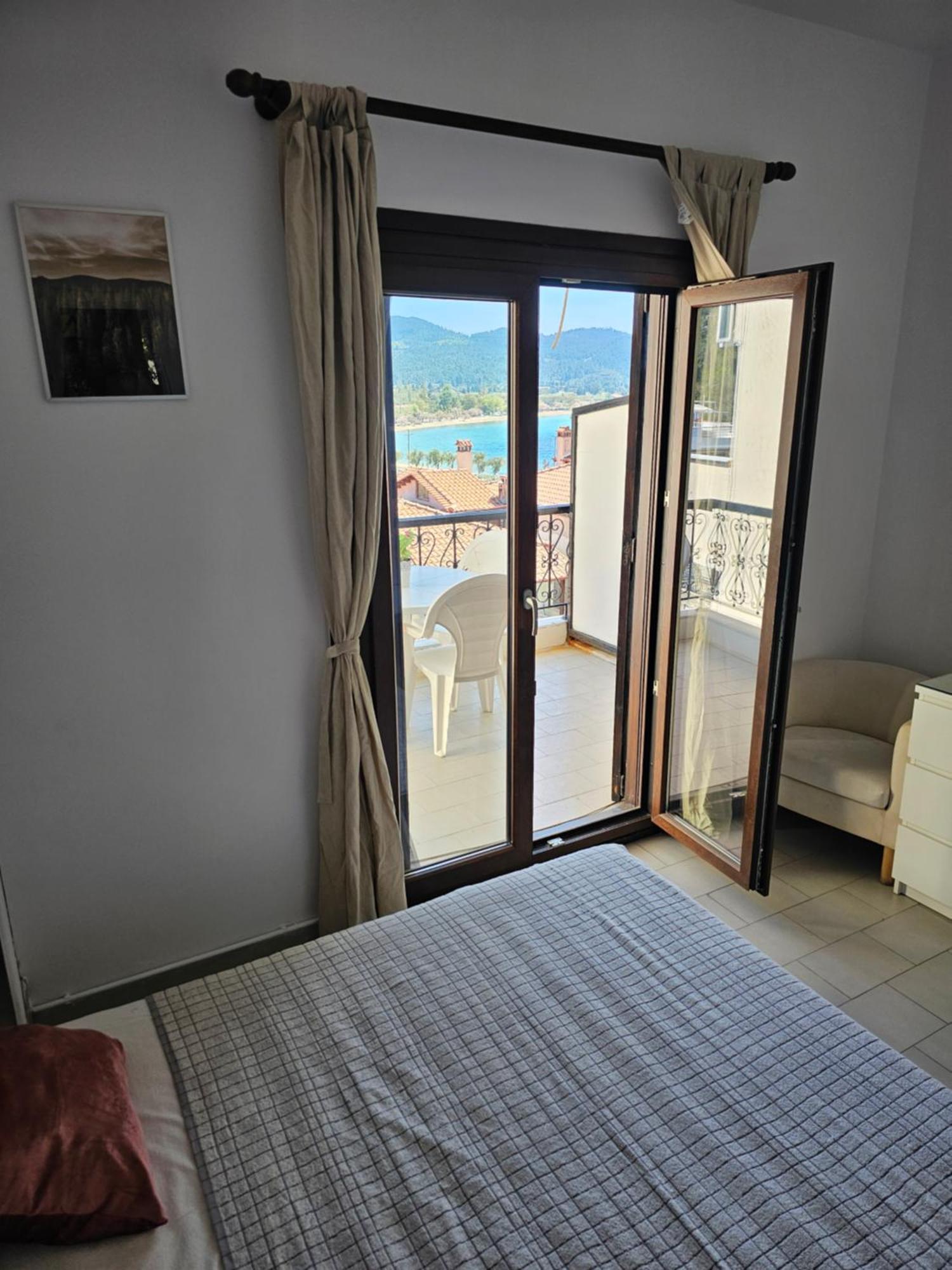 Sunrise Apartment